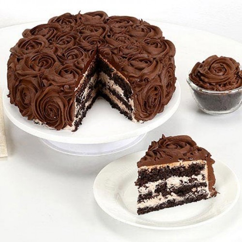 Chocolate Rose Cake Delivery in Delhi