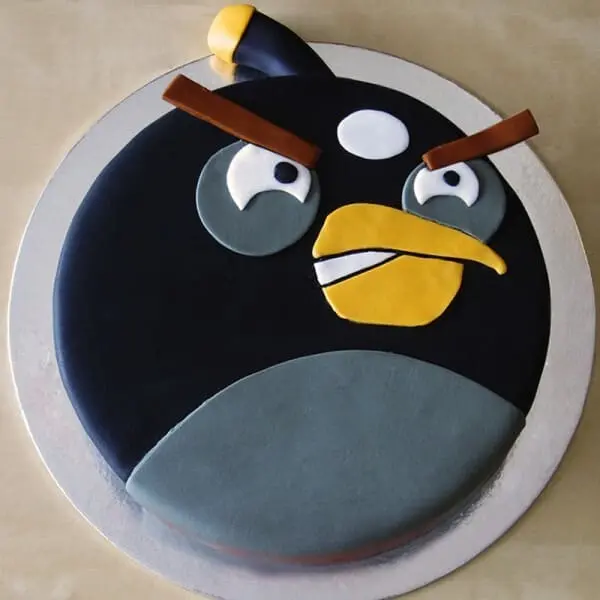 Angry bird cake Recipe by Madiha Ali - Cookpad