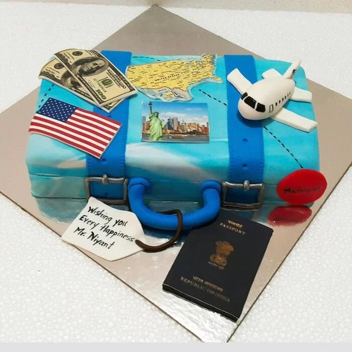 G-18 GRAD TRAVEL CAKE — Amphora Bakery