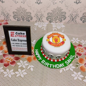 Manchester United Fondant Cake