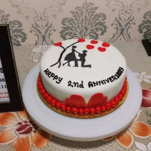 Couple Romantic Anniversary Cake 2 pound – YourGiftWala
