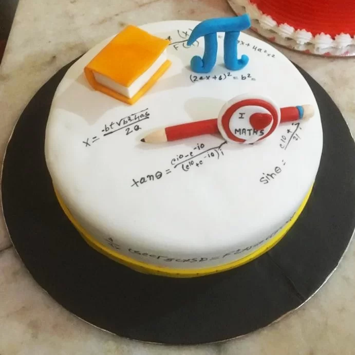 A perfect cake for maths teacher!... - Sprinkles-Chef Nusrat | Facebook