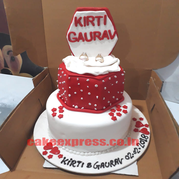 Engagement cake with ring. W192 – Circo's Pastry Shop