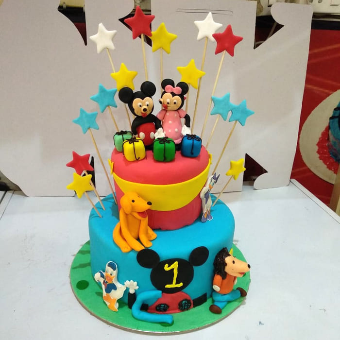 Mickey And Minnie Club House Cake - Diu