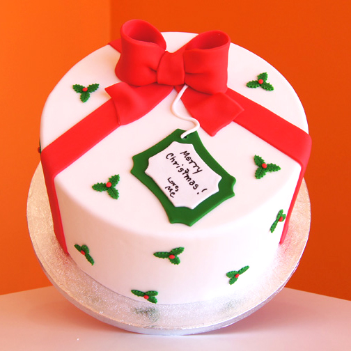 Gift Shaped Cake Home Delivery | Indiagift