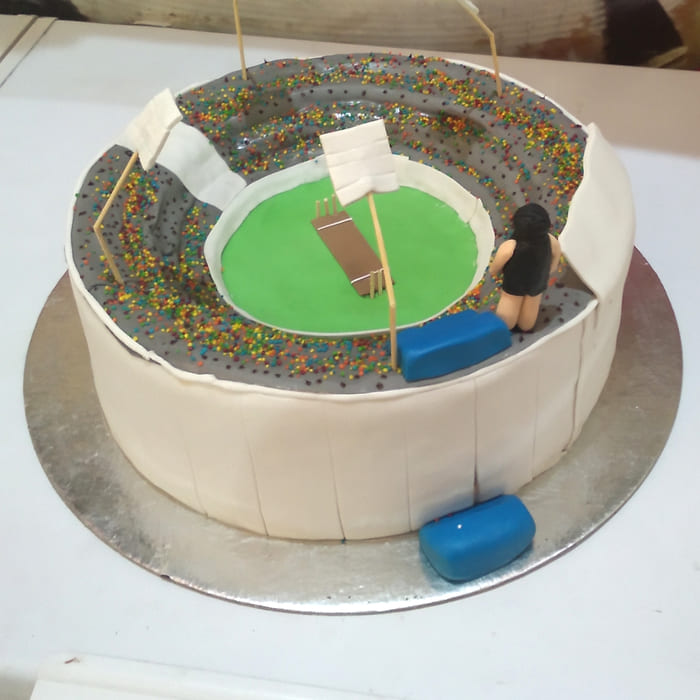 Cricket theme cake | Cricket birthday cake | Buy online cricket cake |